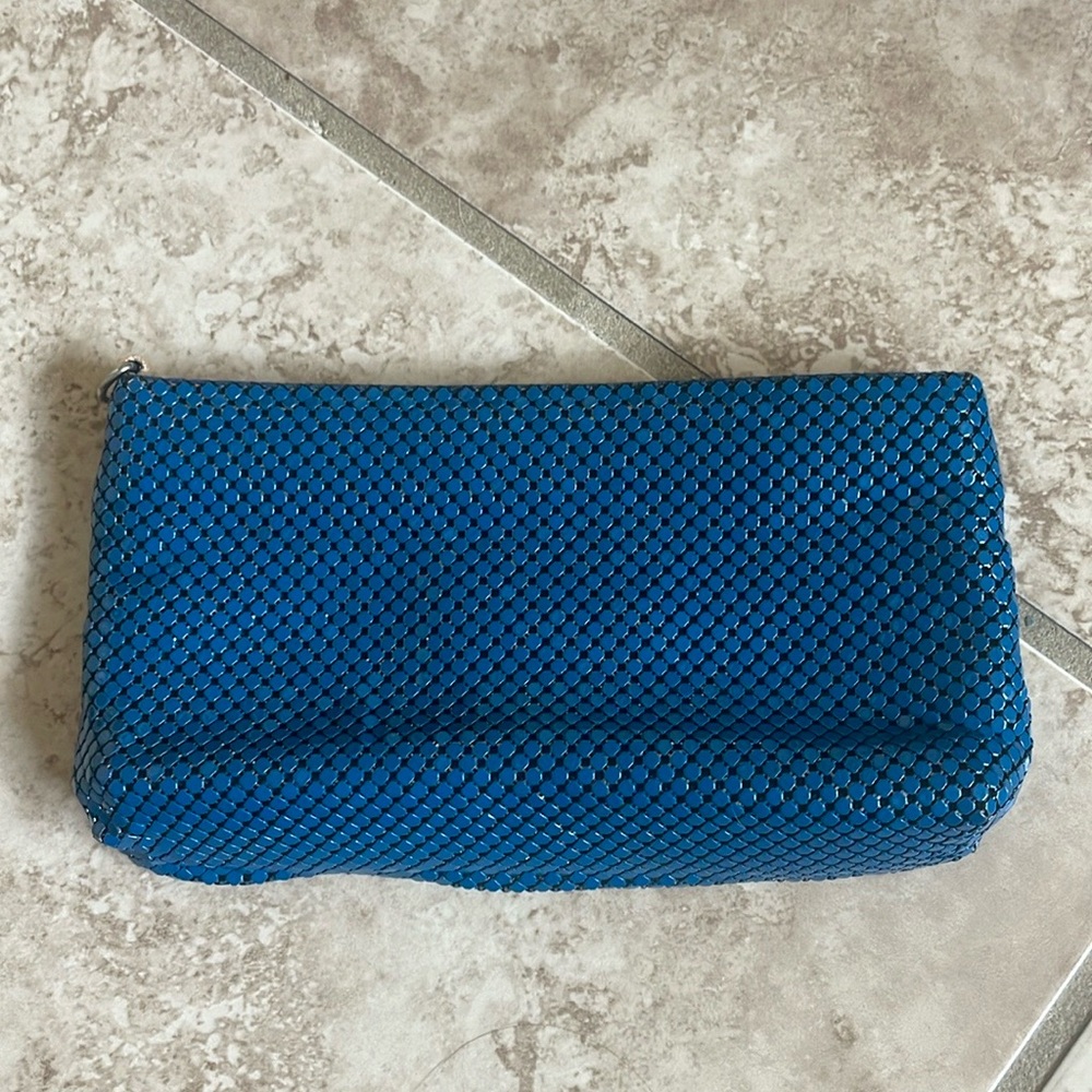 Vintage Whiting & Davis blue mesh clutch